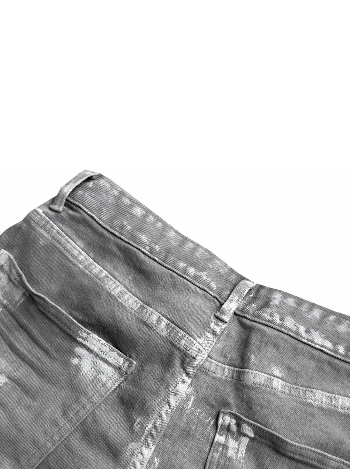 Milky Resin Waxed 3D Whisker Jeans