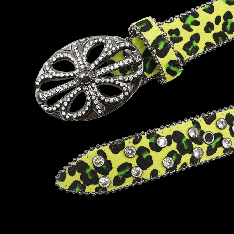 Chrome heart middle cross Pavé Diamonds green (FS)